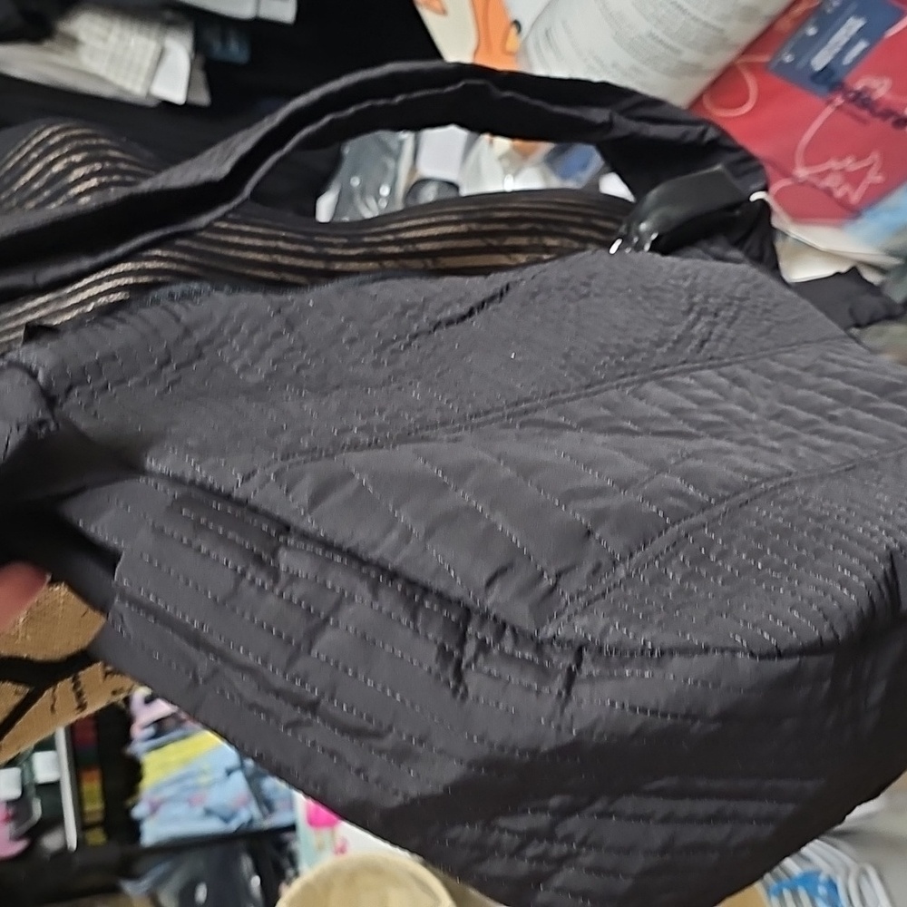 Nwt Black Or Cream Quilted Shoulder Bag - Picture 4 of 9